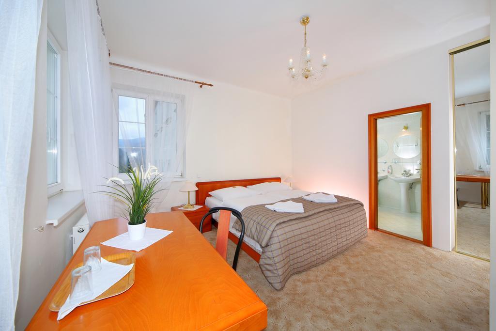 Palace Club Špindlerŭv Mlýn Camera foto