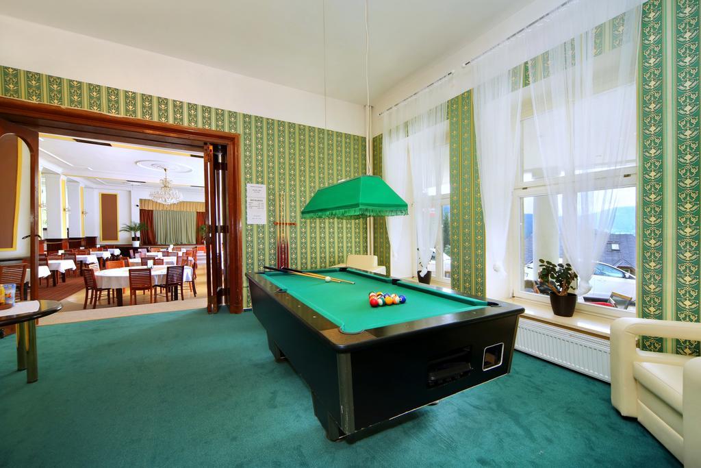 Palace Club Špindlerŭv Mlýn Esterno foto
