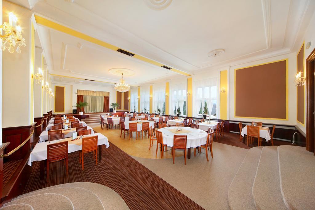 Palace Club Špindlerŭv Mlýn Esterno foto
