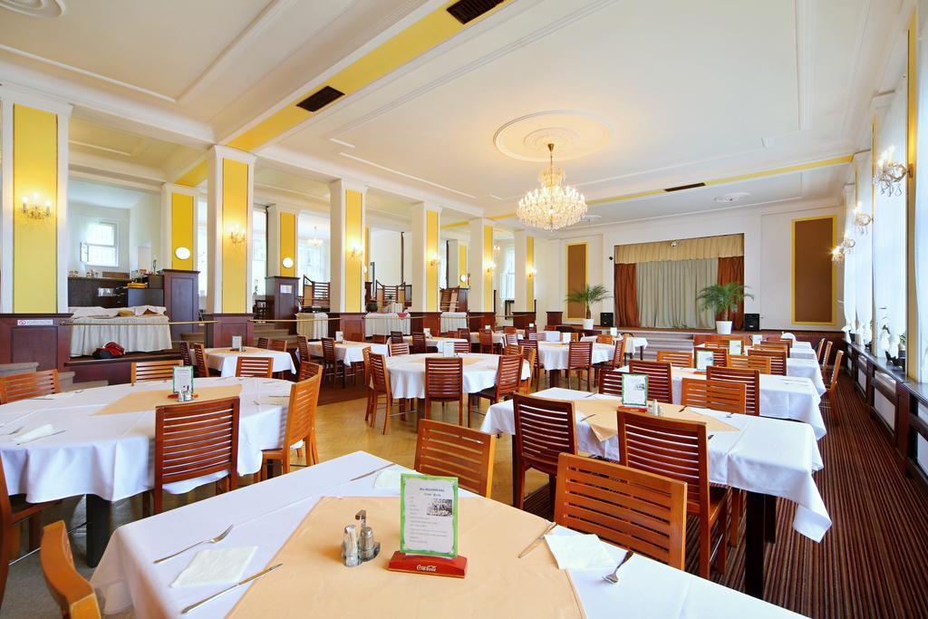 Palace Club Špindlerŭv Mlýn Esterno foto